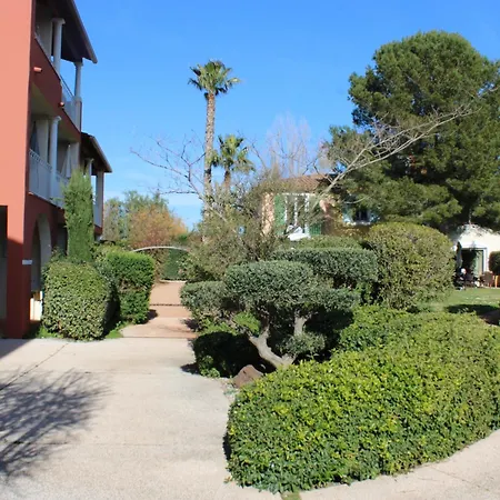 Le Hameau De La Pinede Studio-cabine Piscine Clim Wifi Parking Mer By Hc Hyères