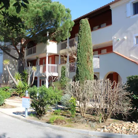 Le Hameau De La Pinede Studio-cabine Piscine Clim Wifi Parking Mer By Hc شقة Hyères